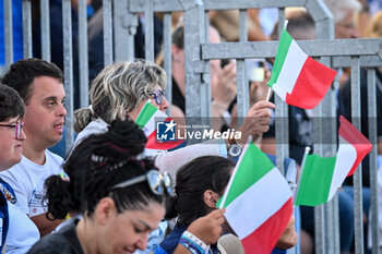 2024-07-04 - Tifosi Italia Italy - SARDINIA CUP 2024 - ITALY VS GREECE - INTERNATIONALS - WATERPOLO