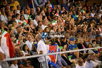 2024-07-05 - Fans of Italy - SARDINIA CUP - SPAIN VS ITALY - INTERNATIONALS - WATERPOLO