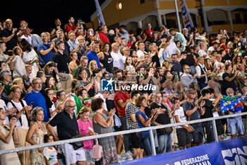 2024-07-05 - Fans of Italy - SARDINIA CUP - SPAIN VS ITALY - INTERNATIONALS - WATERPOLO