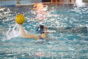 2024-11-09 - Chiara Tori during Smile Cosenza vs Lazio, Waterpolo Italian Serie A1 Women match in Cosenza, Italy, November 09 2024 Cosenza Italy - SMILE COSENZA PALLANUOTO VS LAZIO NUOTO - SERIE A1 WOMEN - WATERPOLO