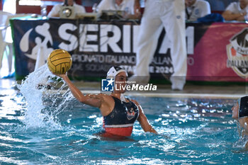 2024-11-09 - Vittoria Santoro during Smile Cosenza vs Lazio, Waterpolo Italian Serie A1 Women match in Cosenza, Italy, November 09 2024 Cosenza Italy - SMILE COSENZA PALLANUOTO VS LAZIO NUOTO - SERIE A1 WOMEN - WATERPOLO