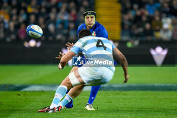 09/11/2024 - Italy's Juan Ignacio Brex in action against Argentina's Franco Molina - ITALY VS ARGENTINA - AUTUMN NATIONS SERIES - RUGBY