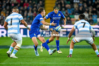 09/11/2024 - Italy's Paolo Garbisi in action against Argentina's Thomas Gallo and Argentina's Santiago Grondona - ITALY VS ARGENTINA - AUTUMN NATIONS SERIES - RUGBY