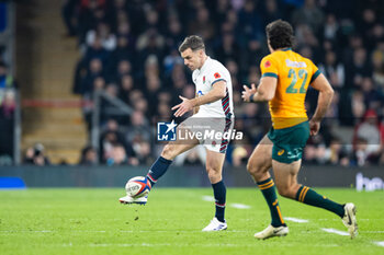 09/11/2024 - George Ford of England during the Autumn Nations Series 2024 rugby union match between England and Australia on 9 November 2024 at Allianz Stadium in Twickenham, England - RUGBY - AUTUMN NATIONS SERIES 2024 - ENGLAND V AUSTRALIA - AUTUMN NATIONS SERIES - RUGBY