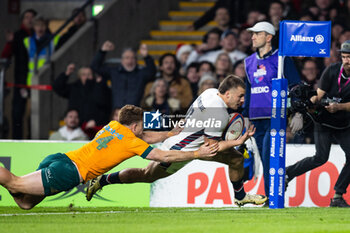 09/11/2024 - Ollie Sleightholme of England scores his sides third try during the Autumn Nations Series 2024 rugby union match between England and Australia on 9 November 2024 at Allianz Stadium in Twickenham, England - RUGBY - AUTUMN NATIONS SERIES 2024 - ENGLAND V AUSTRALIA - AUTUMN NATIONS SERIES - RUGBY