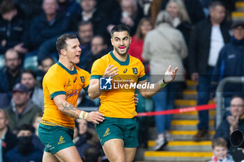 09/11/2024 - Tom Wright of Australia celebrates scoring his sides first try during the Autumn Nations Series 2024 rugby union match between England and Australia on 9 November 2024 at Allianz Stadium in Twickenham, England - RUGBY - AUTUMN NATIONS SERIES 2024 - ENGLAND V AUSTRALIA - AUTUMN NATIONS SERIES - RUGBY