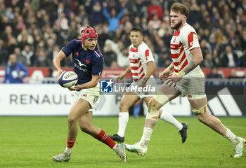 2024-11-09 - Louis Bielle Biarrey of France, Warner Dearns of Japan during the Autumn Nations Series 2025 rugby union match between France and Japan on 9 November 2024 at Stade de France in Saint-Denis near Paris, France - RUGBY - AUTUMN NATIONS SERIES 2025 - FRANCE V JAPAN - AUTUMN NATIONS SERIES - RUGBY