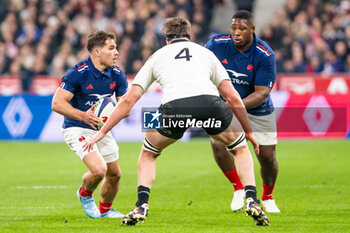 16/11/2024 - Antoine Dupont of France during the Autumn Nations Series 2024, rugby union match between France and New Zealand on 16 November 2024 at Stade de France in Saint-Denis near Paris, France - RUGBY - AUTUMN NATIONS SERIES 2024 - FRANCE V NEW ZEALAND - AUTUMN NATIONS SERIES - RUGBY