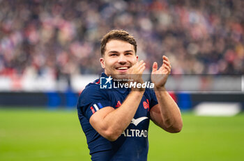 16/11/2024 - Antoine Dupont of France after the Autumn Nations Series 2024, rugby union match between France and New Zealand on 16 November 2024 at Stade de France in Saint-Denis near Paris, France - RUGBY - AUTUMN NATIONS SERIES 2024 - FRANCE V NEW ZEALAND - AUTUMN NATIONS SERIES - RUGBY