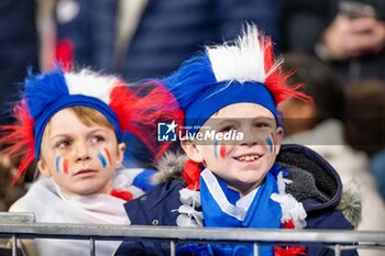 16/11/2024 - Fans of France during the Autumn Nations Series 2024, rugby union match between France and New Zealand on 16 November 2024 at Stade de France in Saint-Denis near Paris, France - RUGBY - AUTUMN NATIONS SERIES 2024 - FRANCE V NEW ZEALAND - AUTUMN NATIONS SERIES - RUGBY