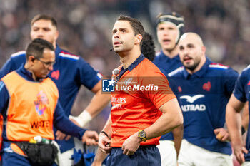 16/11/2024 - Referee Nika Amashukeli during the Autumn Nations Series 2024, rugby union match between France and New Zealand on 16 November 2024 at Stade de France in Saint-Denis near Paris, France - RUGBY - AUTUMN NATIONS SERIES 2024 - FRANCE V NEW ZEALAND - AUTUMN NATIONS SERIES - RUGBY