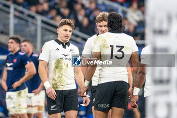 16/11/2024 - Brothers Barrett during the Autumn Nations Series 2024, rugby union match between France and New Zealand on 16 November 2024 at Stade de France in Saint-Denis near Paris, France - RUGBY - AUTUMN NATIONS SERIES 2024 - FRANCE V NEW ZEALAND - AUTUMN NATIONS SERIES - RUGBY