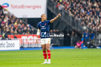 16/11/2024 - Gael Fickou of France during the Autumn Nations Series 2024, rugby union match between France and New Zealand on 16 November 2024 at Stade de France in Saint-Denis near Paris, France - RUGBY - AUTUMN NATIONS SERIES 2024 - FRANCE V NEW ZEALAND - AUTUMN NATIONS SERIES - RUGBY