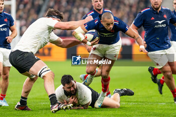 16/11/2024 - Gael Fickou of France during the Autumn Nations Series 2024, rugby union match between France and New Zealand on 16 November 2024 at Stade de France in Saint-Denis near Paris, France - RUGBY - AUTUMN NATIONS SERIES 2024 - FRANCE V NEW ZEALAND - AUTUMN NATIONS SERIES - RUGBY