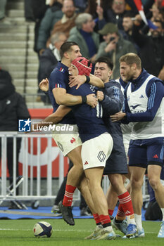 16/11/2024 - Louis Bielle Biarrey of France (R) celebrates his try with Thomas Ramos during the Autumn Nations Series 2024 rugby union test match between France and New Zealand (All Blacks) on 16 November 2024 at Stade de France in Saint-Denis near Paris, France - RUGBY - AUTUMN NATIONS SERIES 2024 - FRANCE V NEW ZEALAND - AUTUMN NATIONS SERIES - RUGBY