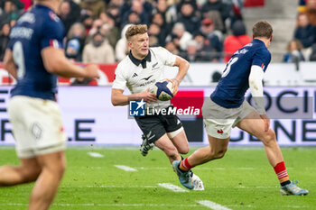 16/11/2024 - Damian McKenzie of New Zealand during the Autumn Nations Series 2024, rugby union match between France and New Zealand on 16 November 2024 at Stade de France in Saint-Denis near Paris, France - RUGBY - AUTUMN NATIONS SERIES 2024 - FRANCE V NEW ZEALAND - AUTUMN NATIONS SERIES - RUGBY