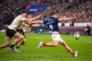 16/11/2024 - Antoine Dupont of France during the Autumn Nations Series 2024, rugby union match between France and New Zealand on 16 November 2024 at Stade de France in Saint-Denis near Paris, France - RUGBY - AUTUMN NATIONS SERIES 2024 - FRANCE V NEW ZEALAND - AUTUMN NATIONS SERIES - RUGBY