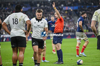 16/11/2024 - The referee during the Autumn Nations Series XV rugby match France VS New Zealand All Blacks at Stade de France in Saint Denis near Paris, on November 16 2024. Photo Victor Joly / DPPI - RUGBY - AUTUMN NATIONS SERIES 2024 - FRANCE V NEW ZEALAND - AUTUMN NATIONS SERIES - RUGBY