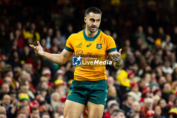 2024-11-17 - Tom Wright of Australia celebrates scoring his sides sixth try during the 2024 Autumn Nations Series rugby union match between Wales and Australia on 17 November 2024 at Millenium Stadium in Cardiff, Wales - RUGBY - AUTUMN NATIONS SERIES 2024 - WALES V AUSTRALIA - AUTUMN NATIONS SERIES - RUGBY