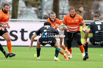 2024-01-14 - Gideon Van Der Merwe of Toyota Cheetah's and Mehdi Tlili of Section Paloise during the EPCR Challenge Cup rugby union match between Toyota Cheetahs and Section Paloise (Pau) on January 14, 2024 at NRCA Amsterdam in Amsterdam, Netherlands - RUGBY - CHALLENGE CUP - CHEETAHS V PAU - CHALLENGE CUP - RUGBY