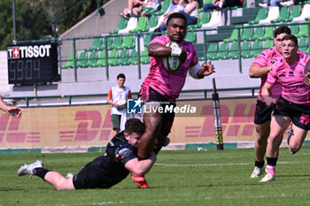 2024-04-14 - Actions of Onisi Ratave ( Benetton Rugby ) during EPCR CHALLENGE CUP game between BENETTON RUGBY and CONNACHT at Monigo Stadium, Italy on April 14, 2024 - BENETTON RUGBY VS CONNACTH RUGBY - CHALLENGE CUP - RUGBY