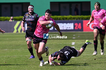 2024-04-14 - Actions of Tommaso Menoncello ( Benetton Rugby ) during EPCR CHALLENGE CUP game between BENETTON RUGBY and CONNACHT at Monigo Stadium, Italy on April 14, 2024 - BENETTON RUGBY VS CONNACTH RUGBY - CHALLENGE CUP - RUGBY