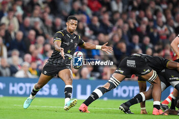 24/05/2024 - Sharks Scrum-half Grant Williams (9) during the European Rugby Challenge Cup, Final rugby union match between Gloucester Rugby and Hollywoodbets Sharks on 24 May 2024 at Tottenham Hotspur Stadium in London, England - RUGBY - CHALLENGE CUP - FINAL - GLOUCESTER V SHARKS - CHALLENGE CUP - RUGBY