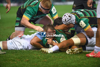 2024-01-12 - Northampton Saints prop Alex Waller (1) scores a try during the Champions Cup, rugby union match between Northampton Saints and Aviron Bayonnais (Bayonne) on 12 January 2024 at Franklins Gardens in Northampton, England - RUGBY - CHAMPIONS CUP - NORTHAMPTON V BAYONNE - CHAMPIONS CUP - RUGBY