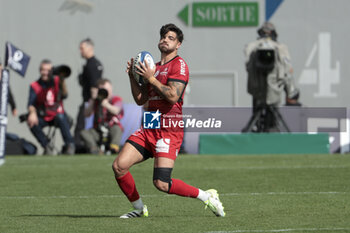 2024-05-05 - Romain Ntamack of Stade Toulousain during the Champions Cup, Semi-finals, rugby union match between Stade Toulousain (Toulouse) and Harlequins on May 5, 2024 at the Stadium of Toulouse in Toulouse, France - RUGBY - CHAMPIONS CUP - TOULOUSE V HARLEQUINS - CHAMPIONS CUP - RUGBY