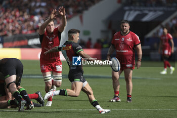 05/05/2024 - Danny Care of Harlequins, left Thibault Flament of Stade Toulousain during the Champions Cup, Semi-finals, rugby union match between Stade Toulousain (Toulouse) and Harlequins on May 5, 2024 at the Stadium of Toulouse in Toulouse, France - RUGBY - CHAMPIONS CUP - TOULOUSE V HARLEQUINS - HEINEKEN CHAMPIONS CUP - RUGBY