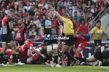 2024-05-05 - Alex Dombrandt of Harlequins celebrates a try for his team during the Champions Cup, Semi-finals, rugby union match between Stade Toulousain (Toulouse) and Harlequins on May 5, 2024 at the Stadium of Toulouse in Toulouse, France - RUGBY - CHAMPIONS CUP - TOULOUSE V HARLEQUINS - CHAMPIONS CUP - RUGBY