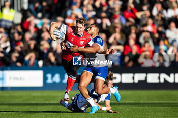 2024-10-12 - Ollie Thorley of Gloucester Rugby is tackled by Ollie Lawrence of Bath Rugby during the English championship Gallagher Premiership Rugby Union match between Gloucester Rugby and Bath Rugby on 12 October 2024 at the Kingsholm Stadium in Gloucester, England - RUGBY - ENGLISH CHAMPIONSHIP - GLOUCESTER V BATH - PREMERSHIP RUGBY UNION - RUGBY