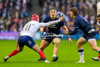 2024-02-10 - Louis Bielle-Biarrey of France and Rory Darge of Scotland look to grab the ball during the 2024 Six nations Championship, rugby union match between Scotland and France on 10 February 2024 at Scottish Gas Murrayfield in Edinburgh, Scotland - RUGBY - SIX NATIONS 2024 - SCOTLAND V FRANCE - SIX NATIONS - RUGBY