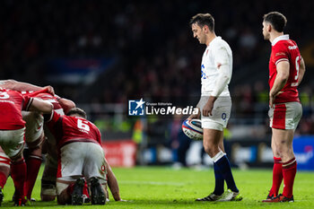 2024-02-10 - Alex Mitchell of England during the 2024 Six nations Championship, rugby union match between England and Wales on 10 February 2024 at Twickenham stadium in London, England - RUGBY - SIX NATIONS 2024 - ENGLAND V WALES - SIX NATIONS - RUGBY