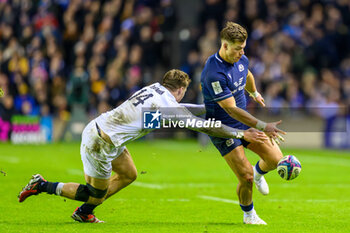 2024-02-24 - Huw Jones of Scotland runs past Tommy Freeman of England during the 2024 Six nations Championship, rugby union match between Scotland and England on 24 February 2024 at Scottish Gas Murrayfield in Edinburgh, Scotland - RUGBY - SIX NATIONS 2024 - SCOTLAND V ENGLAND - SIX NATIONS - RUGBY