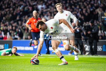 09/03/2024 - George Furbank of England scores his sides second try during the 2024 Six Nations Championship, rugby union match between England and Ireland on 9 March 2024 at Twickenham stadium in London, England - RUGBY - SIX NATIONS 2024 - ENGLAND V IRELAND - 6 NAZIONI - RUGBY