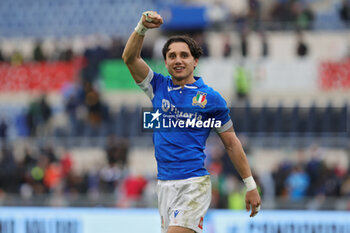 2024-03-09 - Ange Capuozzo of Italy greets his fans at the end of the 2024 Six nations Championship, rugby union match between Italy and Scotland on March 9, 2024 at Stadio Olimpico in Rome, Italy - RUGBY - SIX NATIONS 2024 - ITALY V SCOTLAND - SIX NATIONS - RUGBY
