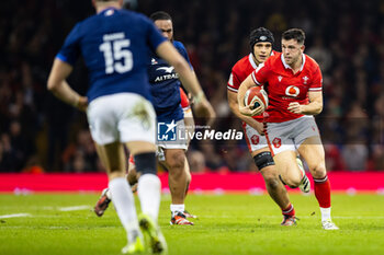 2024-03-10 - Owen Watkin of Wales during the 2024 Six nations Championship, rugby union match between Wales and France on 10 March 2024 at Millenium Stadium in Cardiff, Wales - RUGBY - SIX NATIONS 2024 - WALES V FRANCE - SIX NATIONS - RUGBY