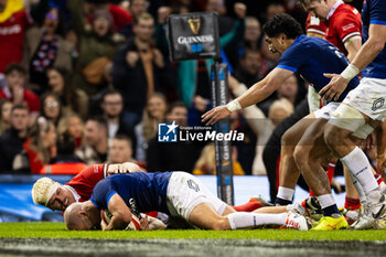 10/03/2024 - Maxime Lucu of France scores his sides fifth try during the 2024 Six nations Championship, rugby union match between Wales and France on 10 March 2024 at Millenium Stadium in Cardiff, Wales - RUGBY - SIX NATIONS 2024 - WALES V FRANCE - 6 NAZIONI - RUGBY