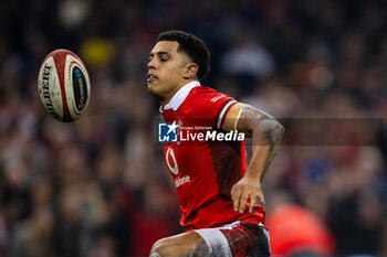 2024-03-10 - Rio Dyer of Wales celebrates scoring his sides first try during the 2024 Six nations Championship, rugby union match between Wales and France on 10 March 2024 at Millenium Stadium in Cardiff, Wales - RUGBY - SIX NATIONS 2024 - WALES V FRANCE - SIX NATIONS - RUGBY