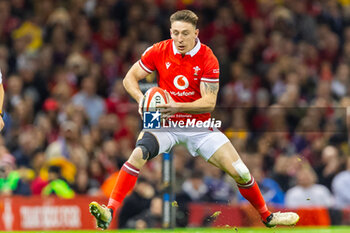 2024-03-16 - Josh Adams of Wales during the 2024 Six nations Championship, rugby union match between Wales and Italy on 16 March 2024 at Millenium Stadium in Cardiff, Wales - RUGBY - SIX NATIONS 2024 - WALES V ITALY - SIX NATIONS - RUGBY