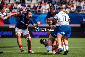 2024-04-14 - Teani Feleu of France and Ambre Mwayembe of France fight for the ball during the Women's Six Nations 2024, rugby union match between France and Italy on April 14, 2024 at Jean Bouin stadium in Paris, France - RUGBY - WOMEN'S SIX NATIONS 2024 - FRANCE V ITALY - SIX NATIONS - RUGBY