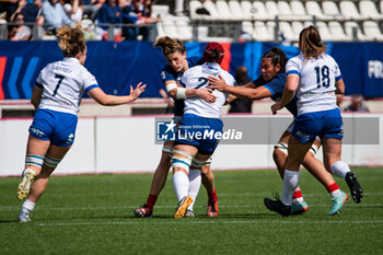 14/04/2024 - Gaelle Hermet of France and Beatrice Verones of Italy fight for the ball during the Women's Six Nations 2024, rugby union match between France and Italy on April 14, 2024 at Jean Bouin stadium in Paris, France - RUGBY - WOMEN'S SIX NATIONS 2024 - FRANCE V ITALY - 6 NAZIONI - RUGBY