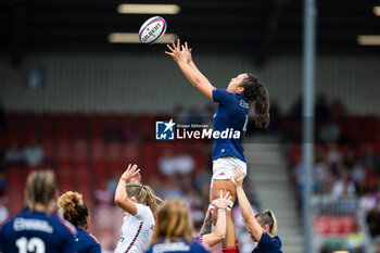 2024-09-07 - Manae Feleu of France claims the lineout during the Rugby International match between England Women and France Women at the Kingsholm Stadium, Gloucester, United Kingdom on 7 September 2024. Photo Simon King /ProSportsImages / DPPI - RUGBY - TEST MATCH - ENGLAND V FRANCE WOMEN - TEST MATCH - RUGBY