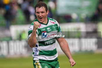 2024-04-20 - Captain Michele Lamato celebrate victory - BENETTON RUGBY VS DRAGONS - UNITED RUGBY CHAMPIONSHIP - RUGBY