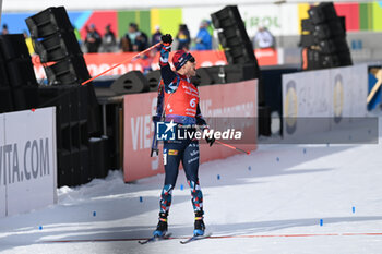 21/01/2024 - Vetle Sjaastad Christiansen (NOR) celebrating the victory on the finish line - IBU BIATHLON WORLD CUP 2024 - MEN'S 15KM MASS START - BIATHLON - SPORT INVERNALI