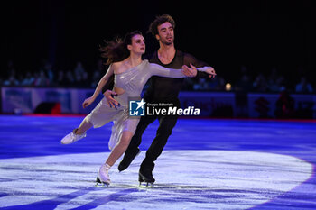 2024-01-06 - Gabriella Papadakis and Guillaume performing - 2024 BOL ON ICE - PLUSHENKO AND FRIENDS - ICE SKATING - WINTER SPORTS