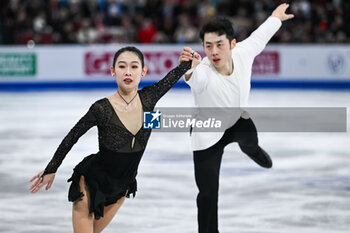 2024-03-21 - Cheng Peng and Lei Wang (CHN) 16th place, Pair Skating during the ISU World Figure Skating Championships on March 21, 2024 at Bell Centre in Montreal, Canada - SKATING - WORLD FIGURE SKATING CHAMPIONSHIPS 2024 - ICE SKATING - WINTER SPORTS