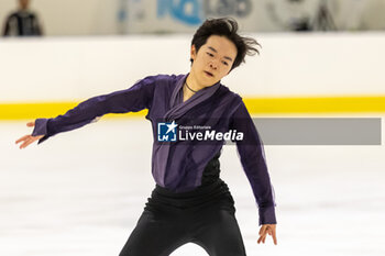 2024-09-13 - Yuma KAGIYAMA (JPN) during Men Short Program on September 13, 2024 at IceLab Bergamo Circuit, Italy - CHALLENGER SERIES LOMBARDIA TROPHY - ICE SKATING - WINTER SPORTS