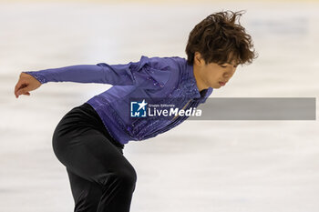 2024-09-13 - Shun SATO (JPN) during Men Short Program on September 13, 2024 at IceLab Bergamo Circuit, Italy - CHALLENGER SERIES LOMBARDIA TROPHY - ICE SKATING - WINTER SPORTS